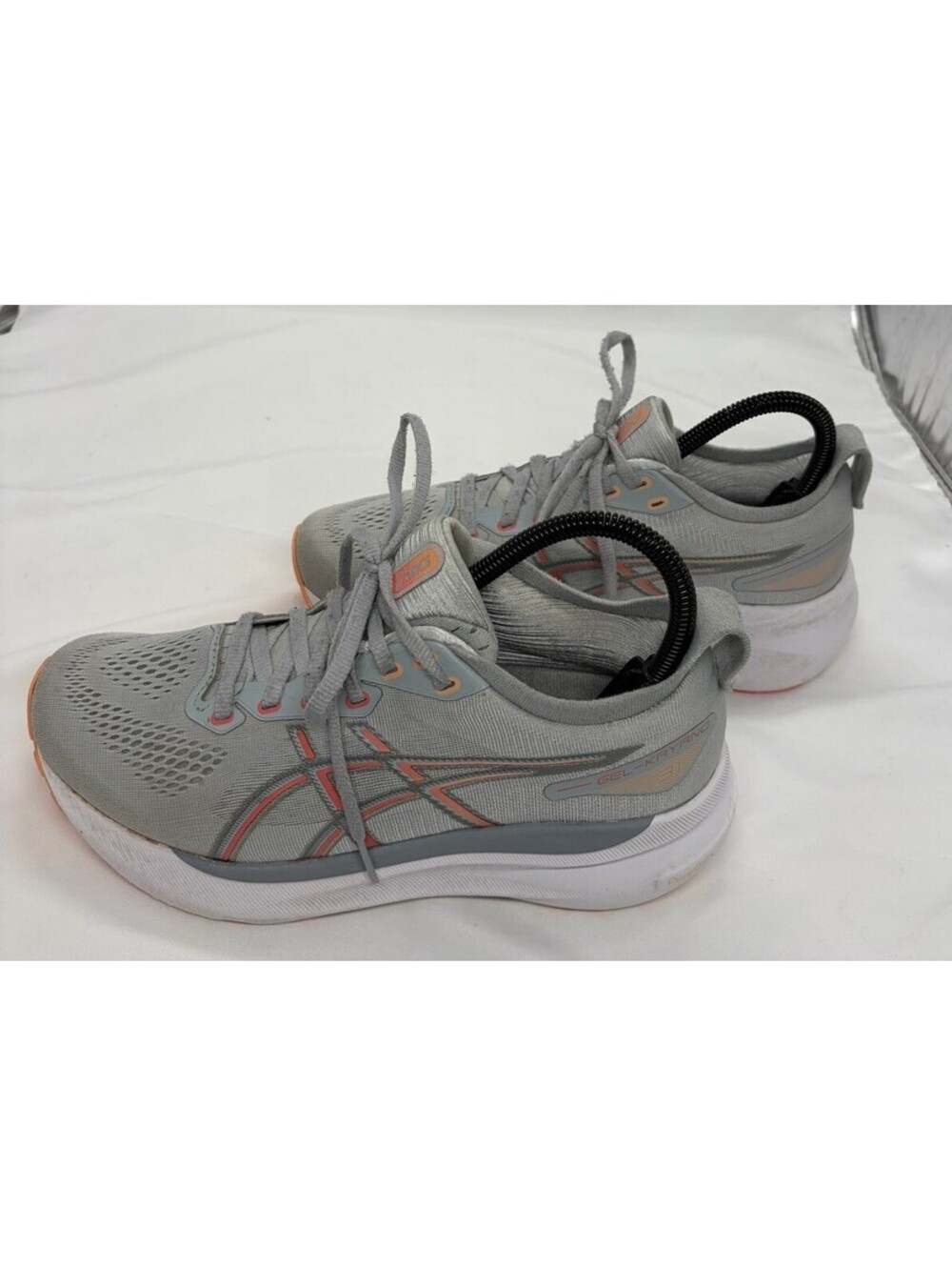 Asics Gel-Kayano 31 Womens 7 Wide Grey Peach Running Shoes 1012B671